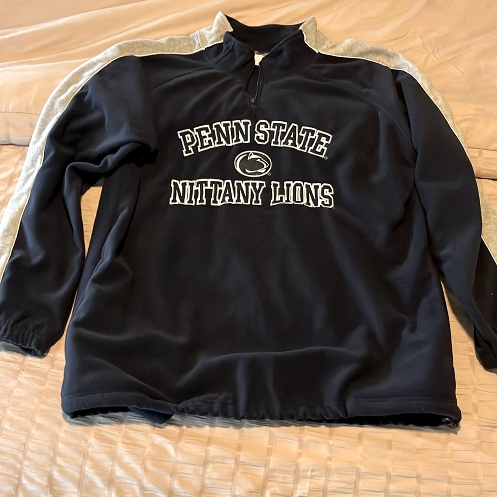 Retired Fleece Penn State sweatshirt